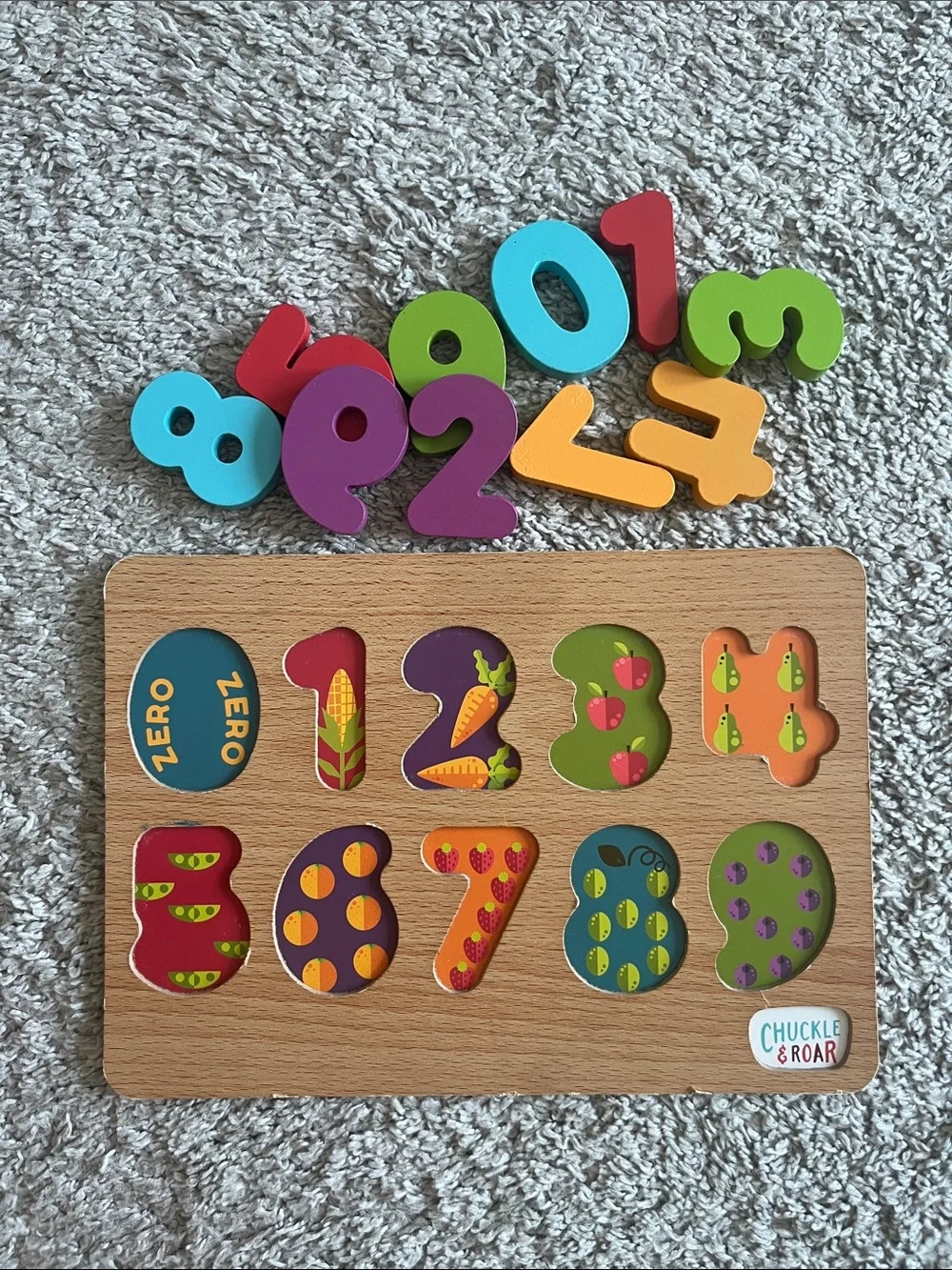 Chuckle & Roar Wood Number Puzzle